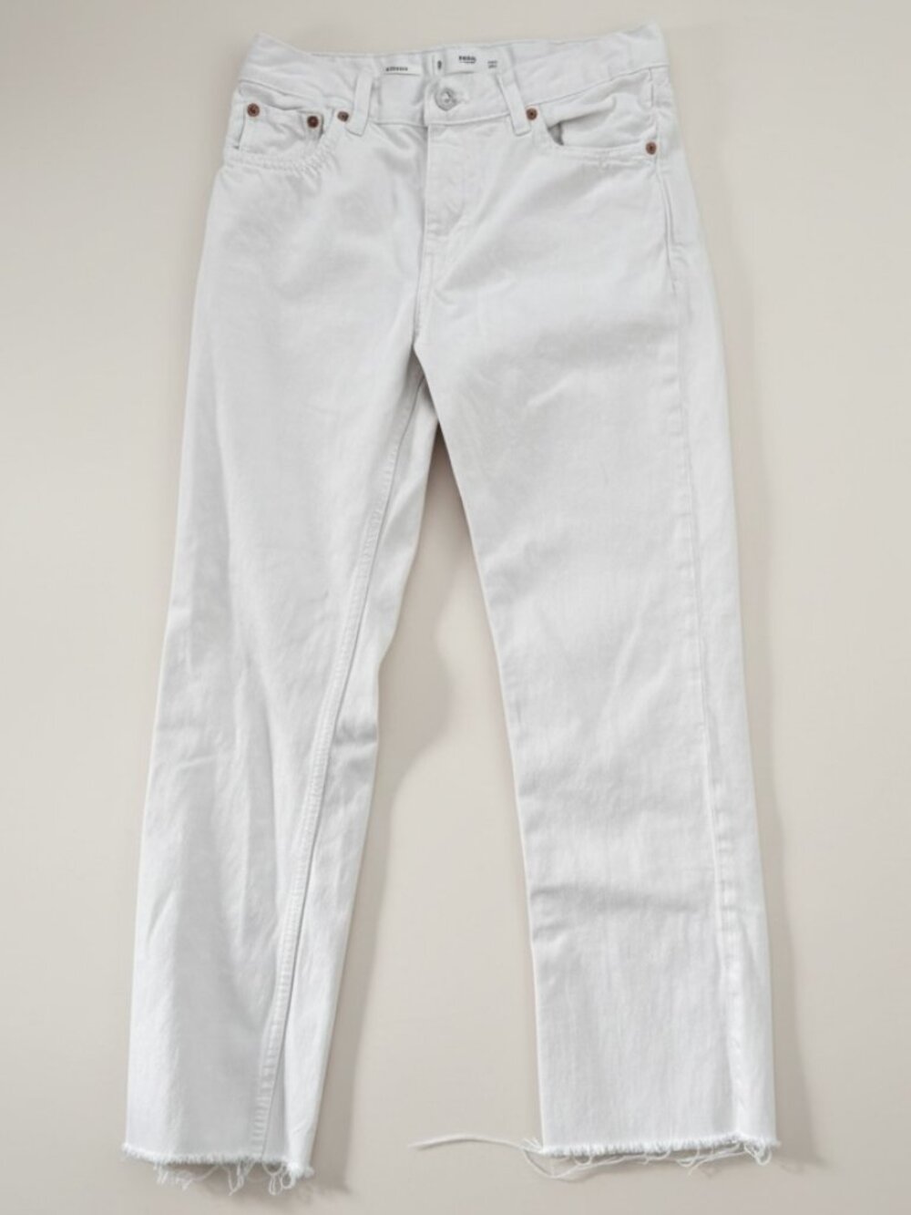 MNG (Mango) Sayana Straight Jeans in white size 2